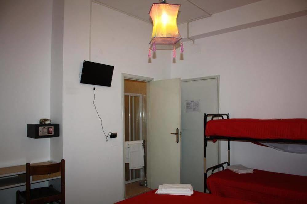 Elsi Hotel Rimini Esterno foto